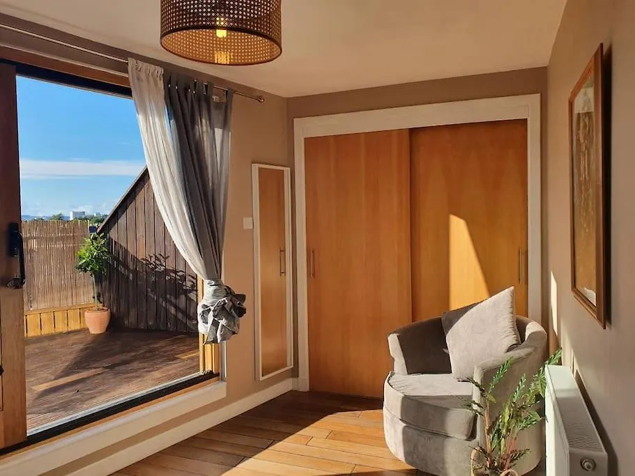 אדינבורו Rooftop Retreat